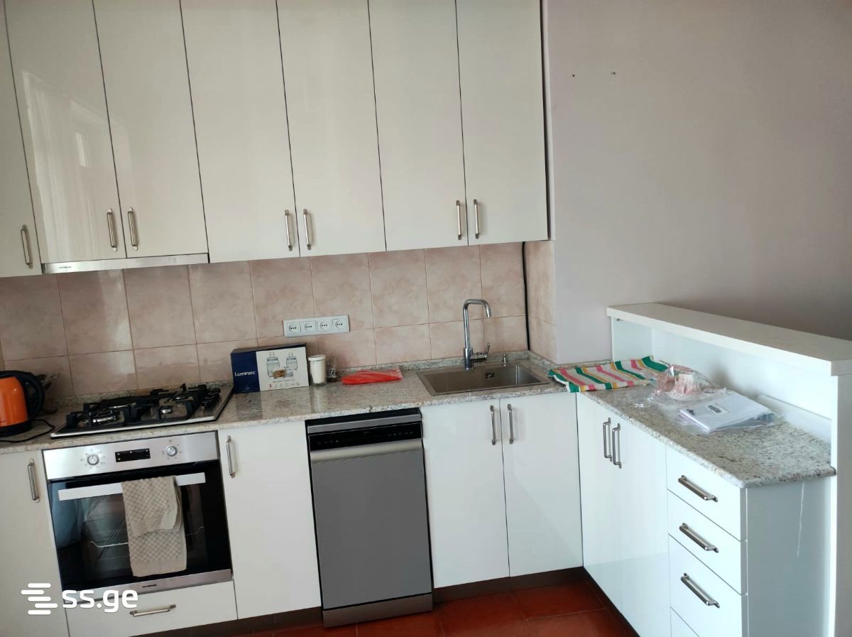 Chavchavadze st. 21 - 4 rooms