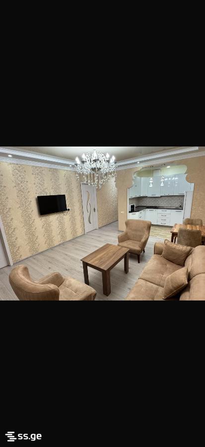 24 - 3 rooms