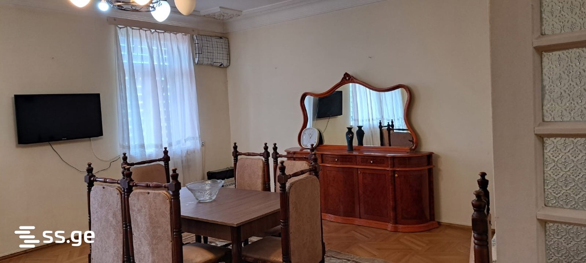 Sh. Rustaveli Ave. 41 - 3 rooms