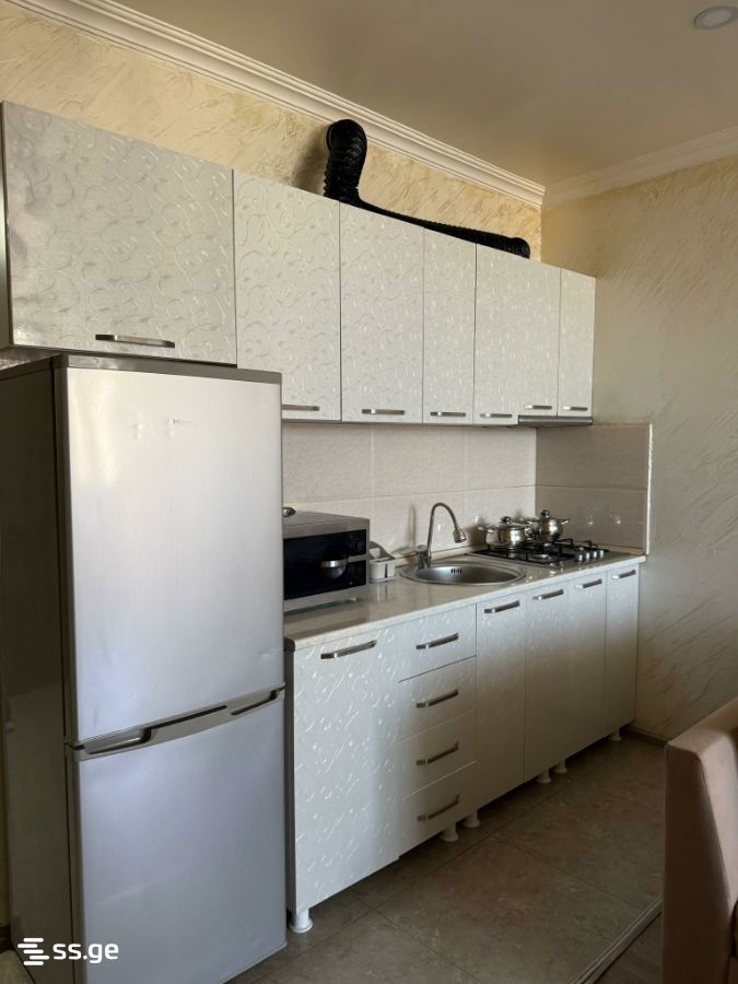 8 - 2 rooms