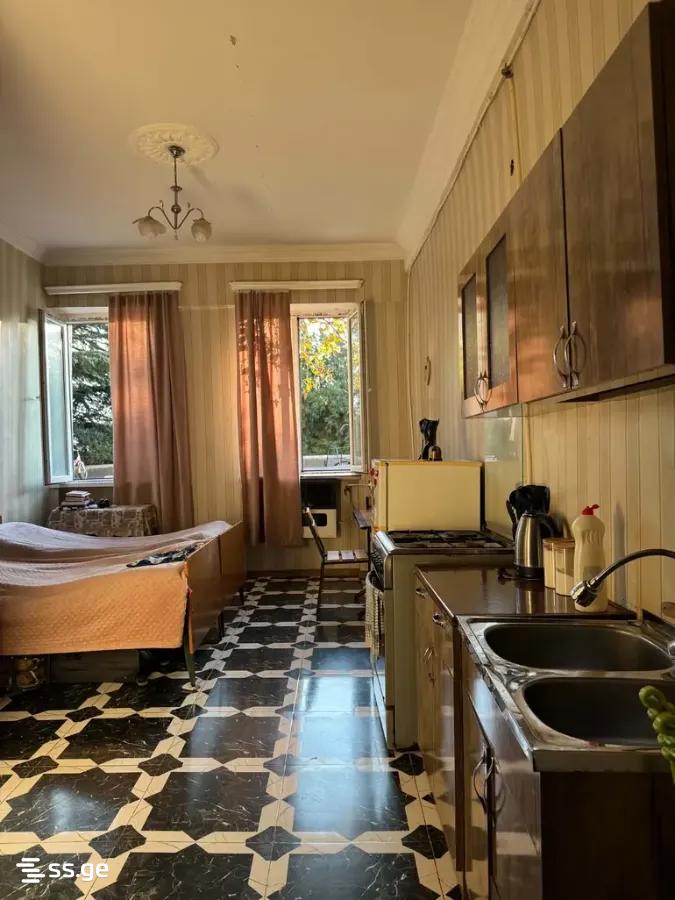p. saakadze st. 10 - 1 rooms