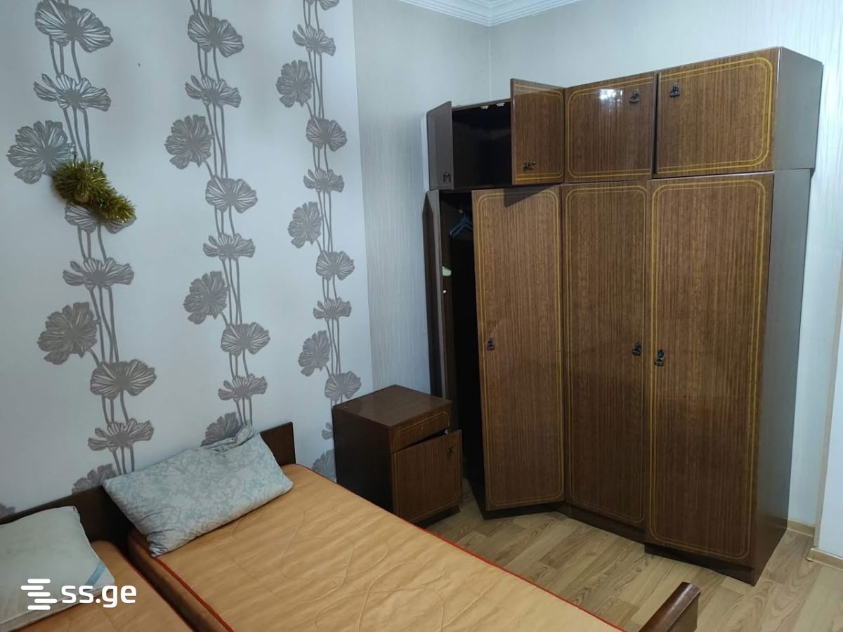 12/9 - 3 rooms