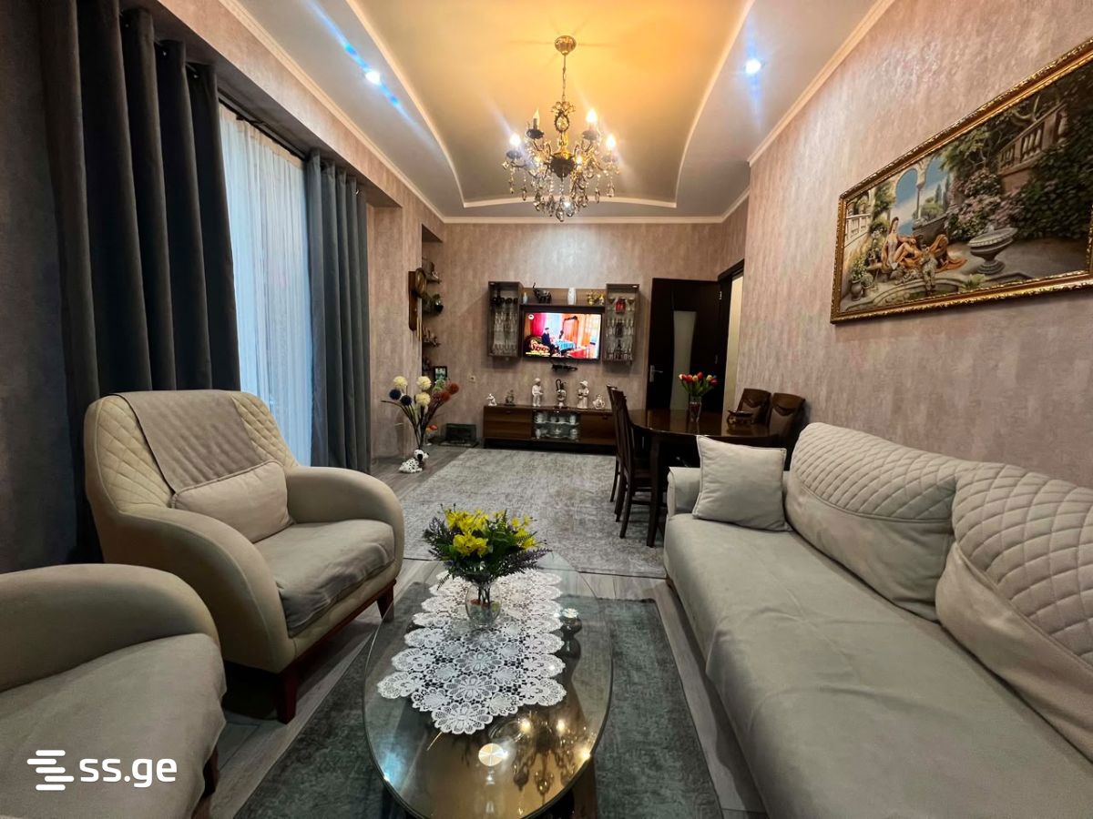 Bagrationi str. 111 - 3 rooms