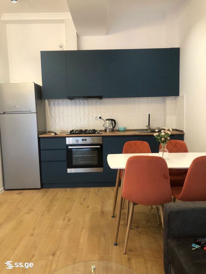 kandelaki st. 33 - 2 rooms