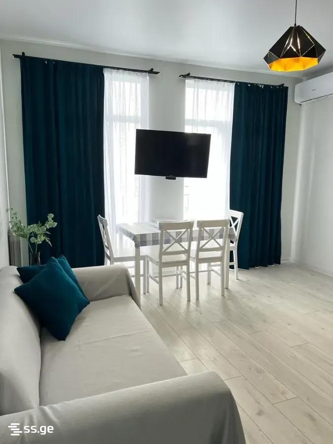 Tamar Mepe Avenue 0 - 2 rooms