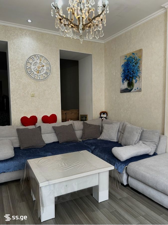 chikobava st. 55 - 3 rooms