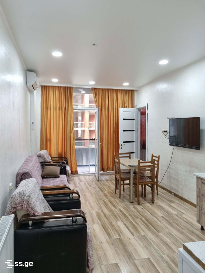 Andria Pirveltsodebuli highway 7 - 2 rooms