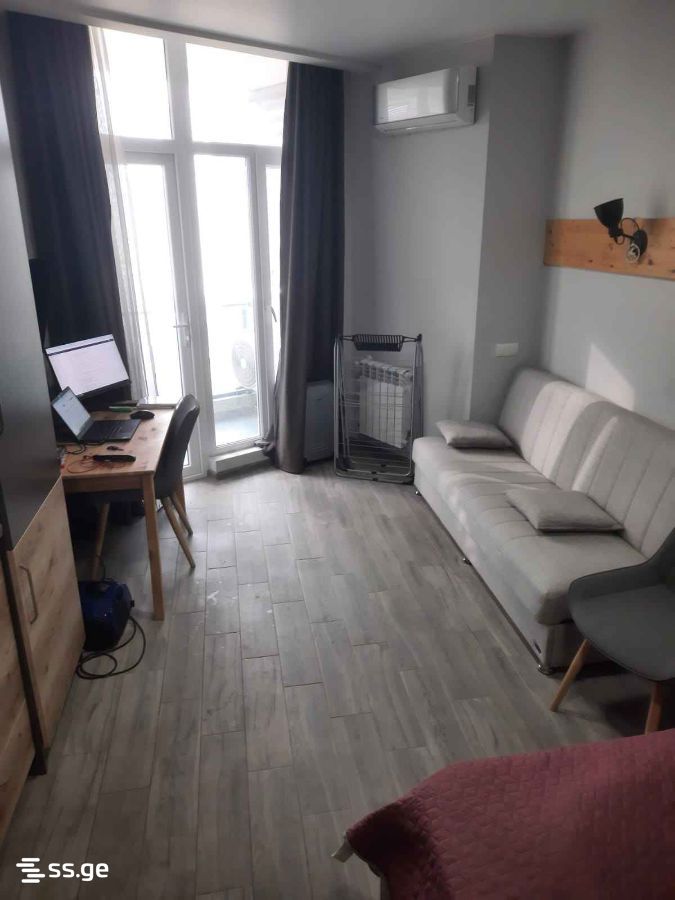 R. Nizharadze st. 3 - 1 rooms