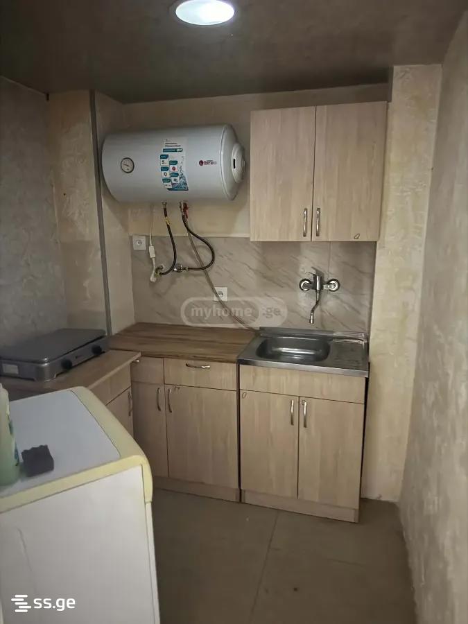 a.razmadze st. 0 - 1 rooms