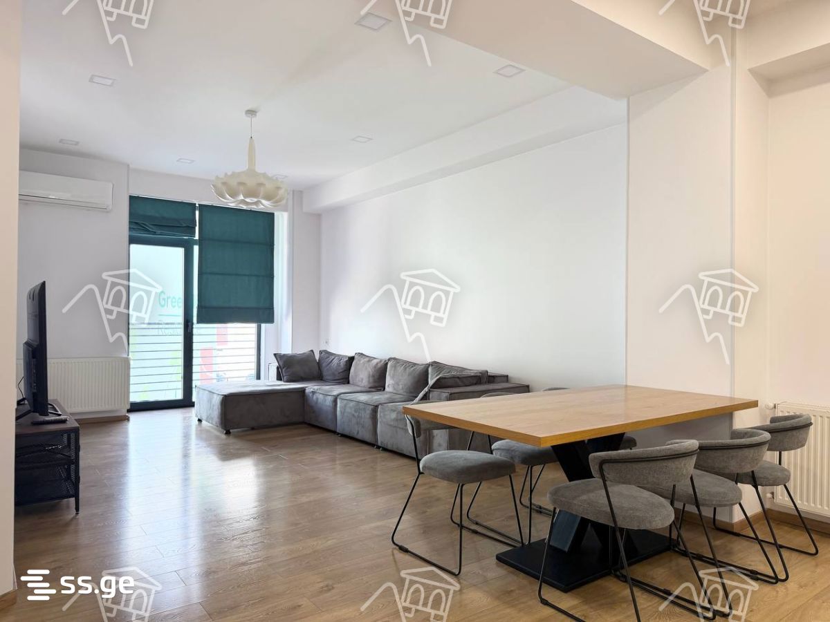 universiteti st. 54 - 4 rooms