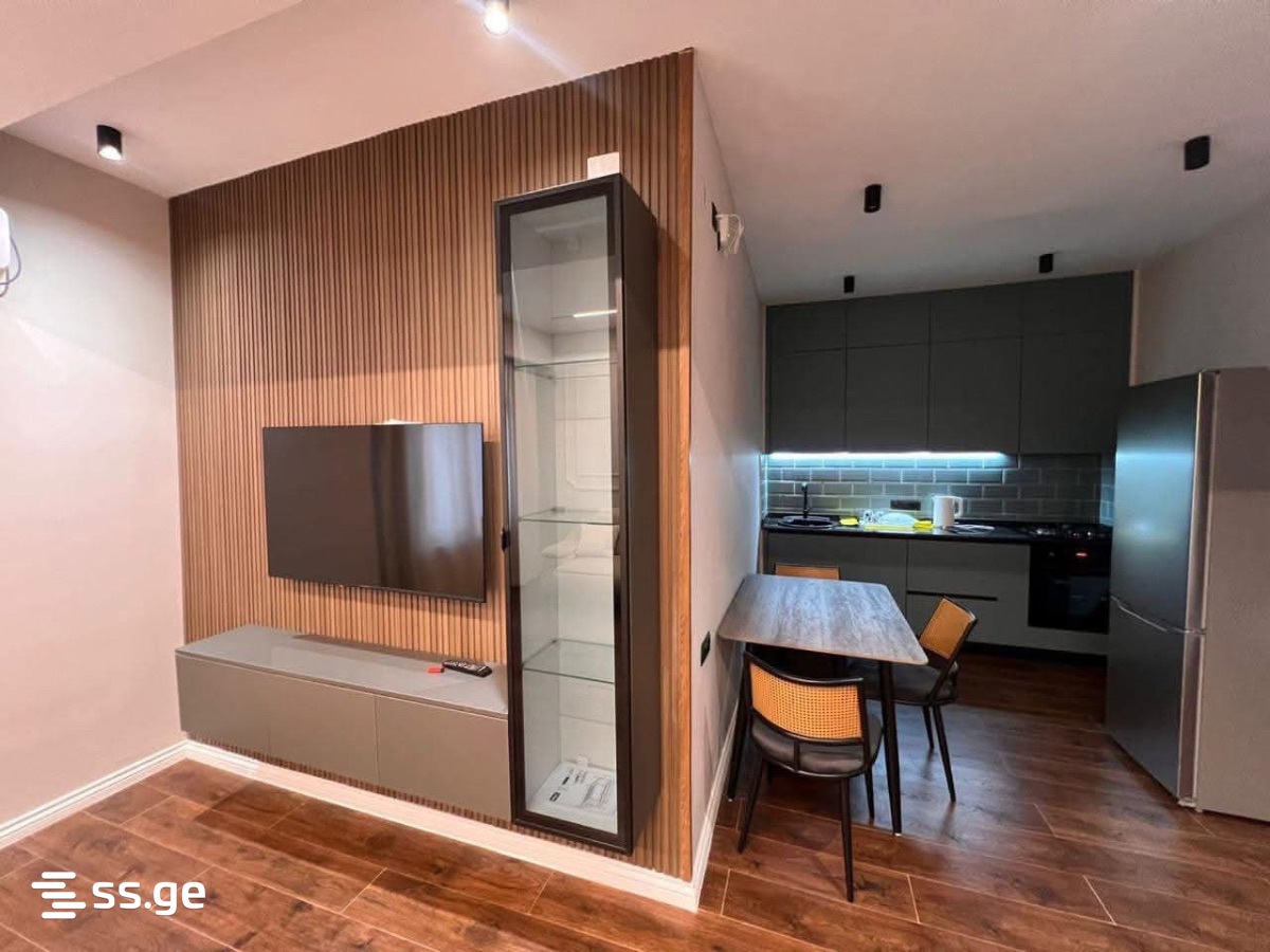Takaishvili Street 5 - 3 rooms