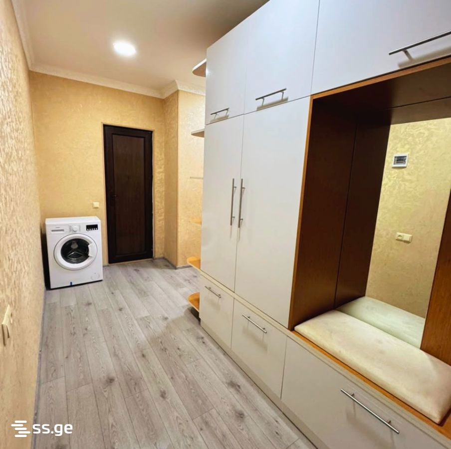 24 - 3 rooms