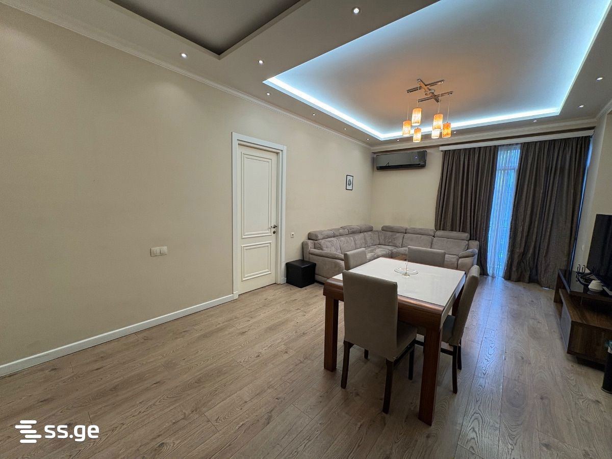R. Chkhikvadze st. 1 - 4 rooms