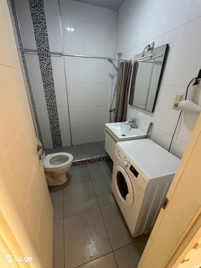 1 - 2 rooms