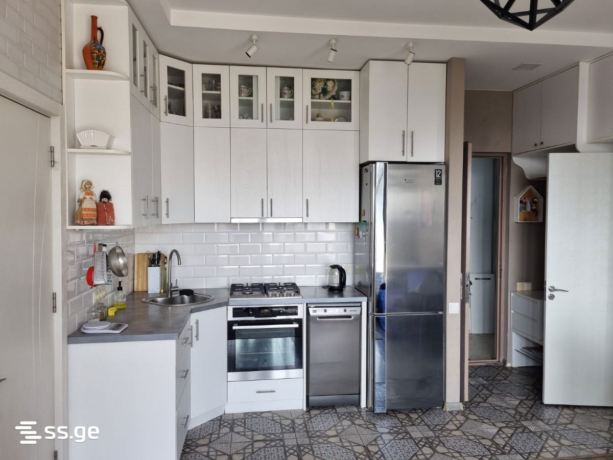 ketevan tsamebuli avenue (avlabari) 47 - 3 rooms