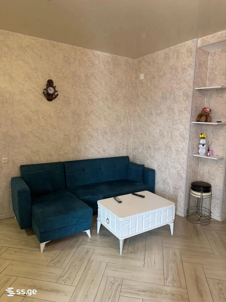 3 - 2 rooms