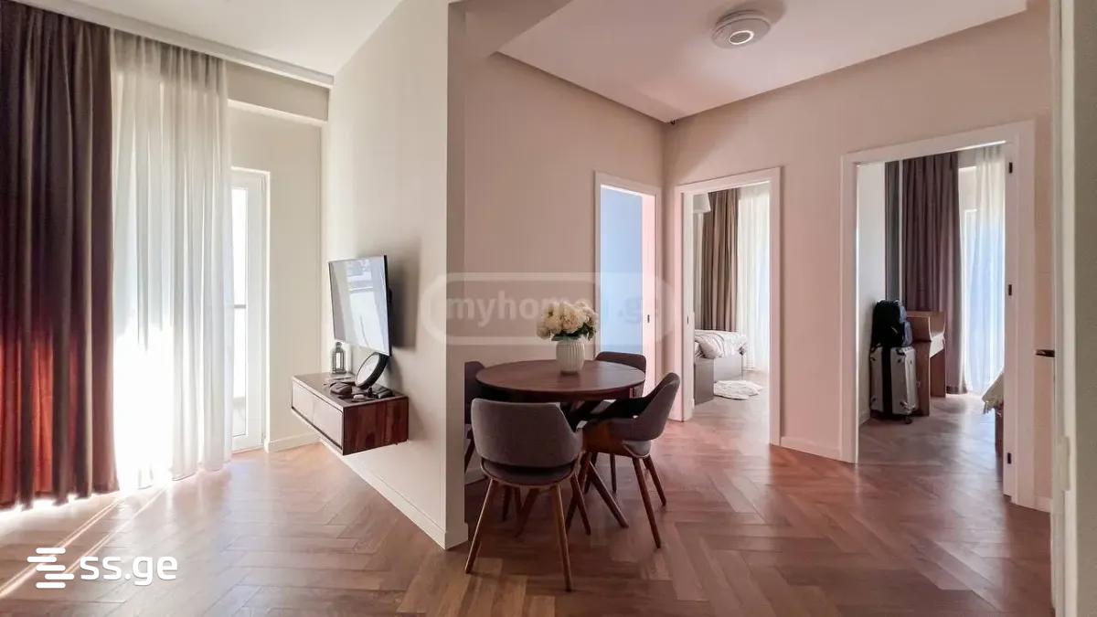 chkondideli st. 34 - 4 rooms