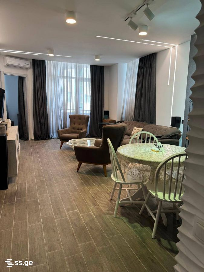 Firosman Street 18d - 3 rooms