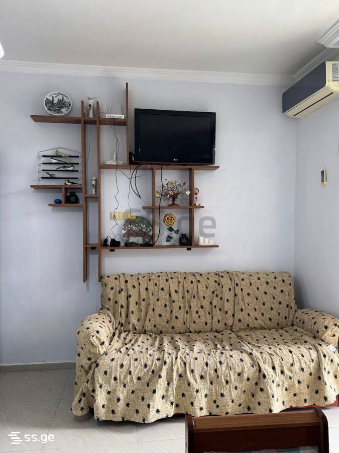 M. Lermontov Street 72 - 3 rooms