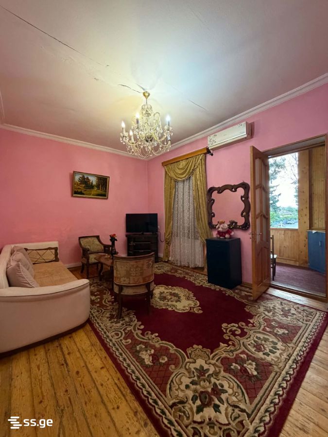1000 - 3 rooms