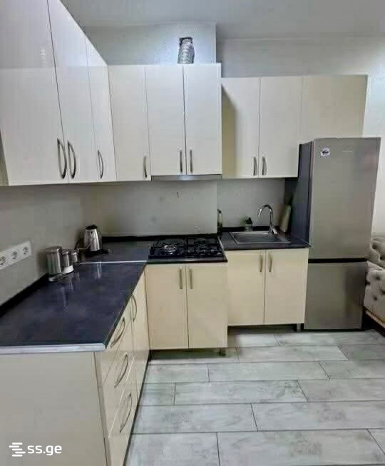 84 - 3 rooms