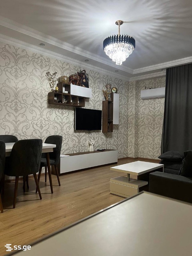 Beri Gabriel Salosi Ave. 57 - 3 rooms
