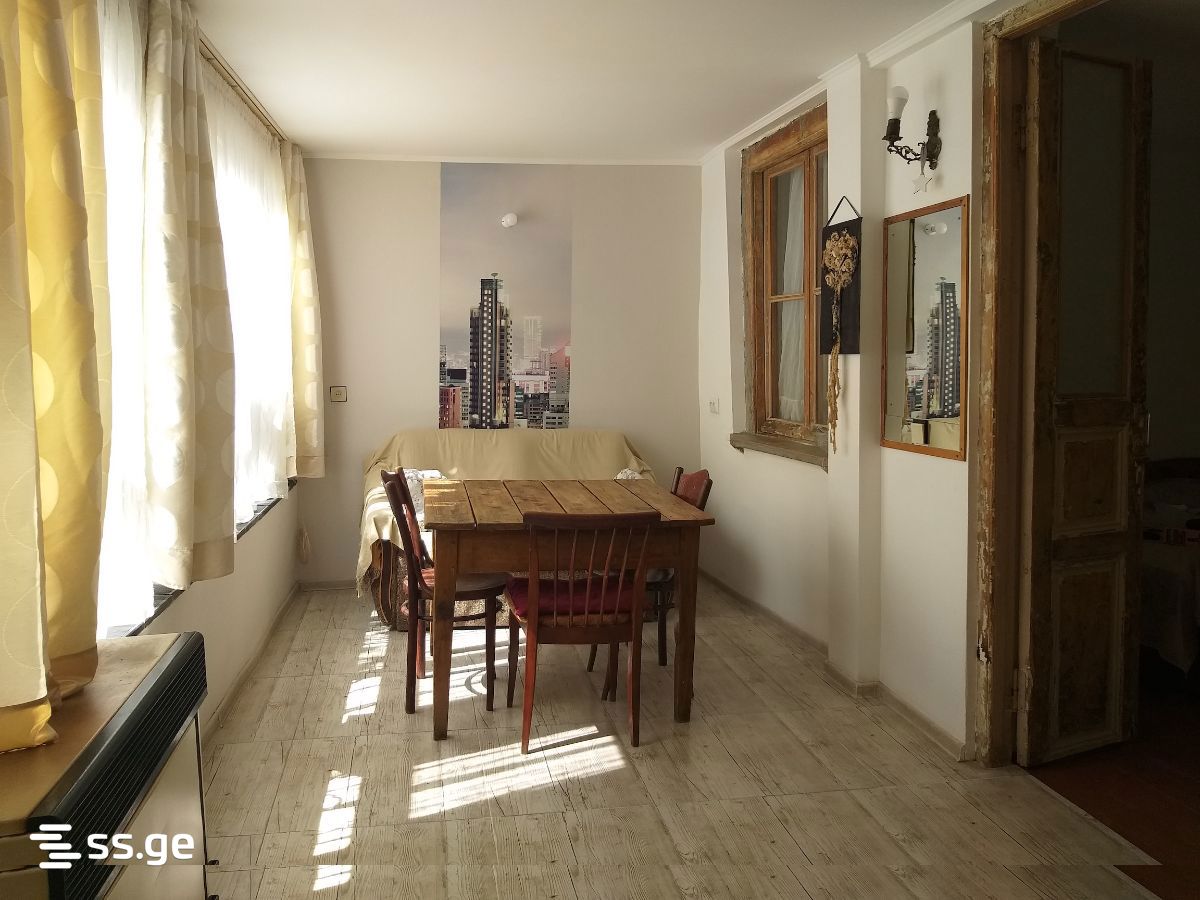 l. asatiani st. 29 - 3 rooms