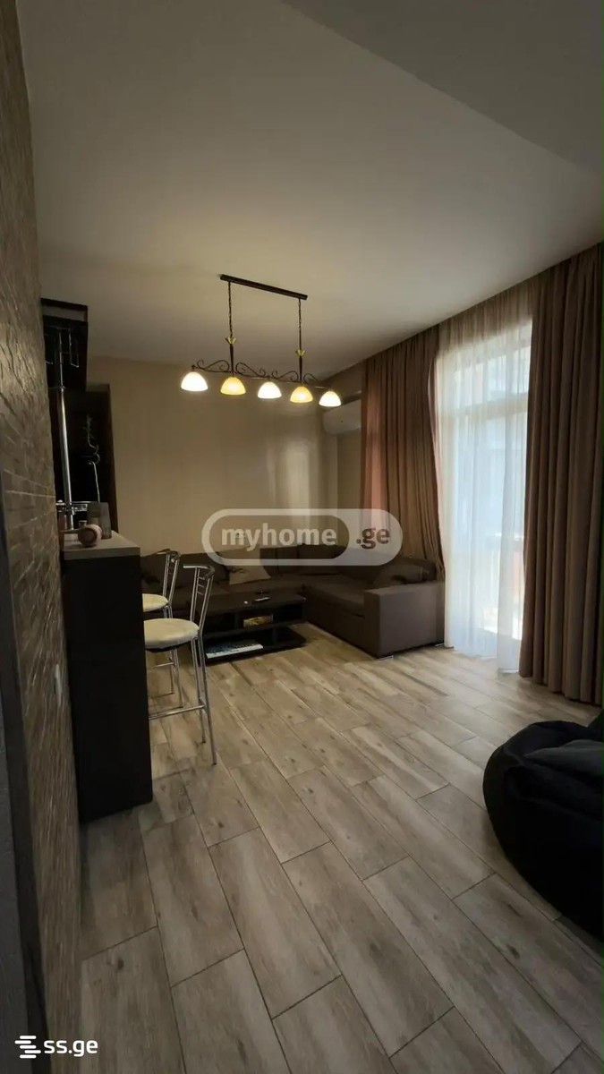 Burdzgla st. 46 - 4 rooms