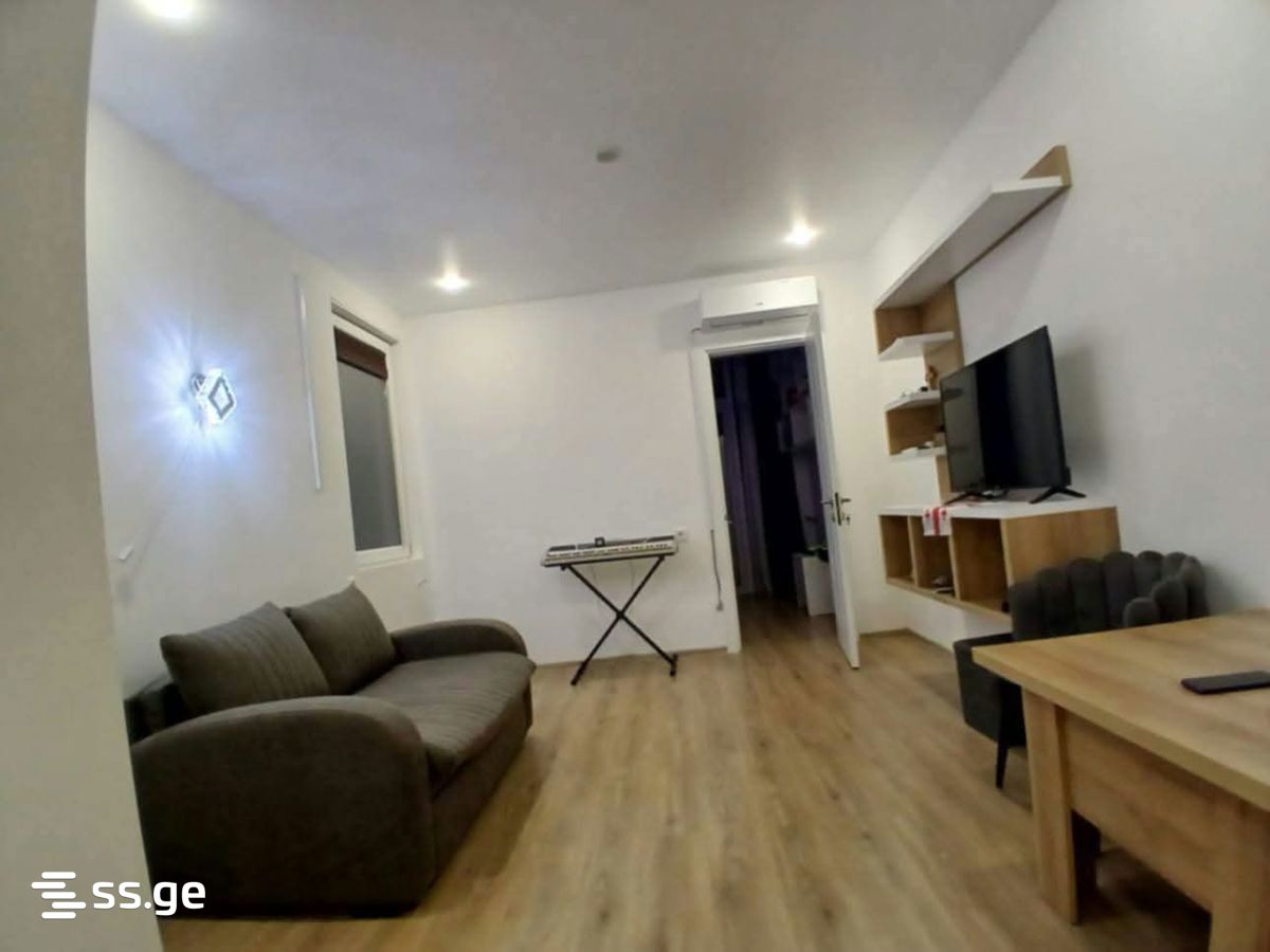 10 - 2 rooms