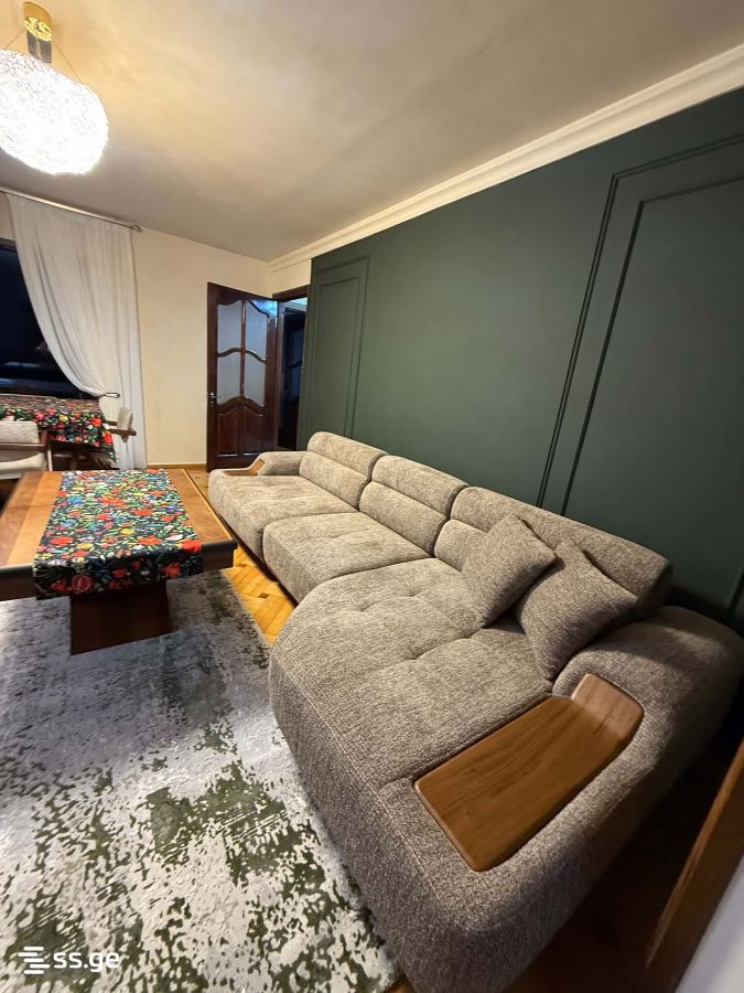 4 - 4 rooms
