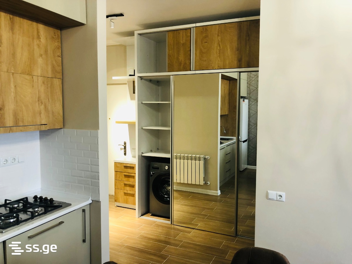 32 - 3 rooms