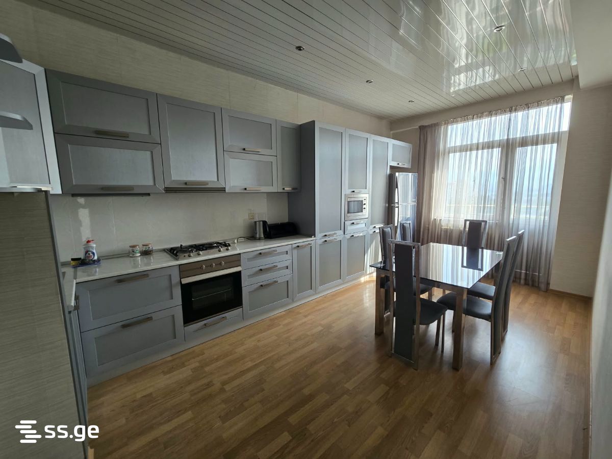 Mirian Mephe st. 18 - 4 rooms