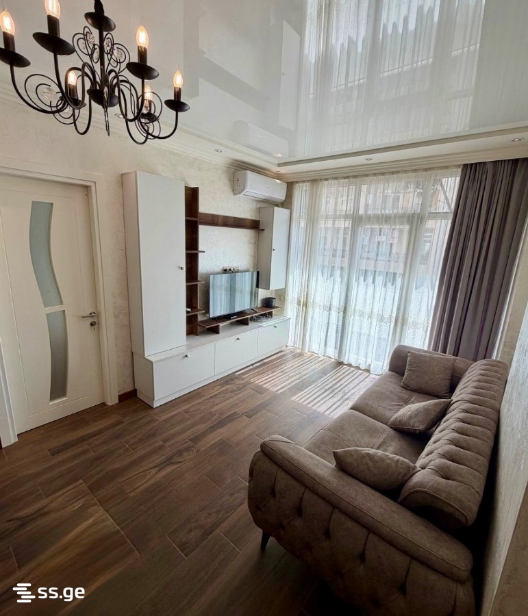 10 - 3 rooms