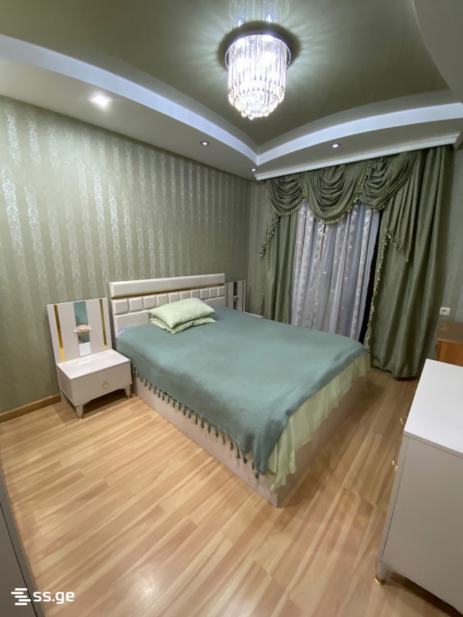 Khimshiashvili st. 37 - 4 rooms