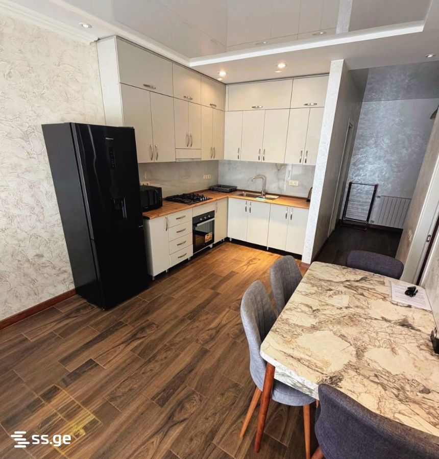 10 - 3 rooms