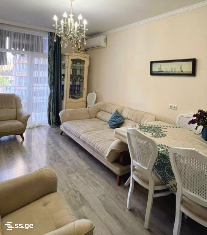 53 - 3 rooms