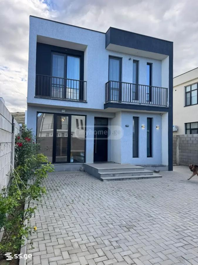Khataeti st. 111 - 6 rooms