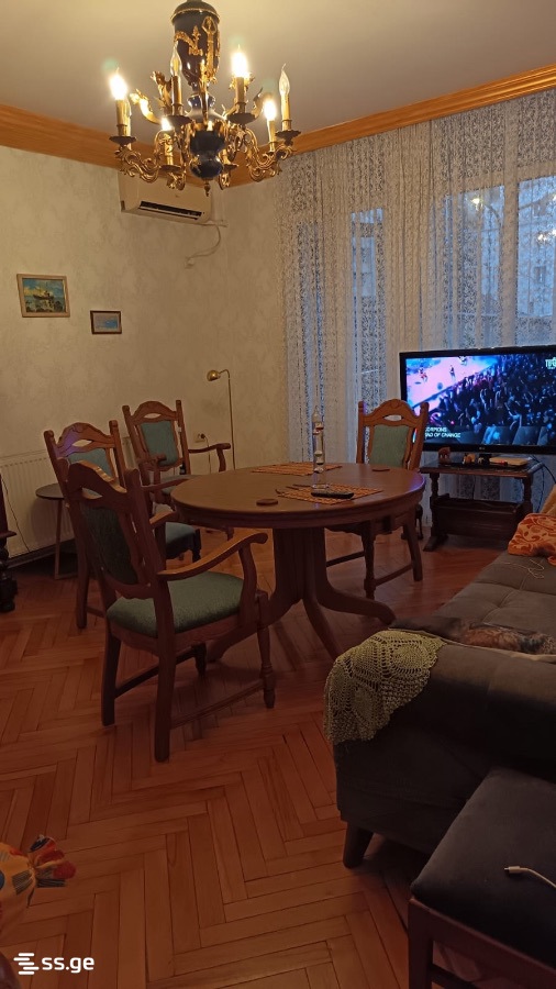 2 - 3 rooms