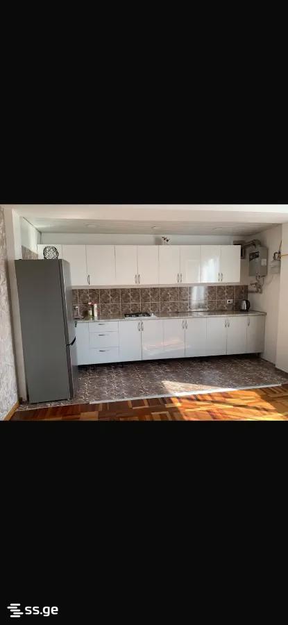 Sukhishvili st. 10 - 4 rooms