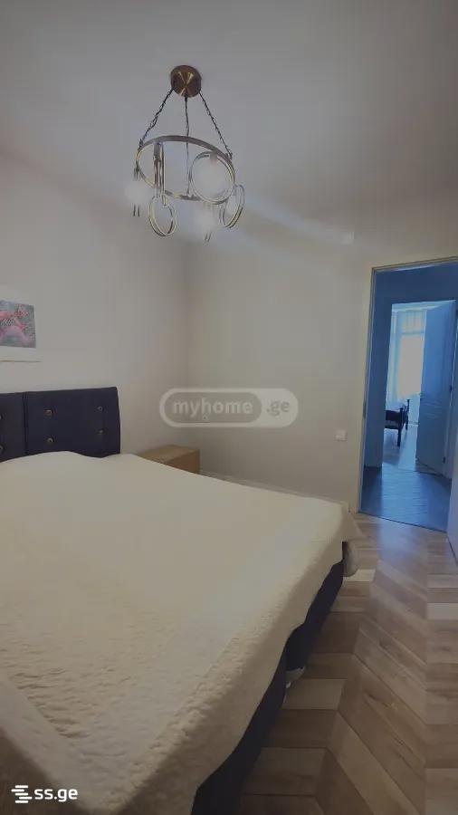 7 - 4 rooms