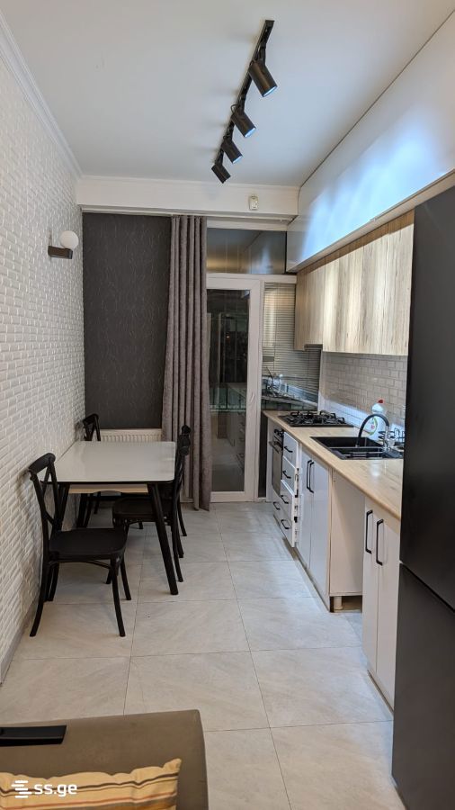 al. ioseliani st. 99 - 3 rooms