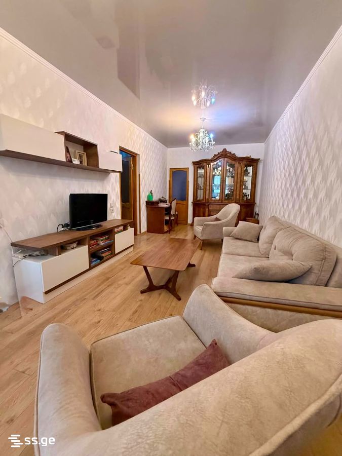 13/39 - 4 rooms