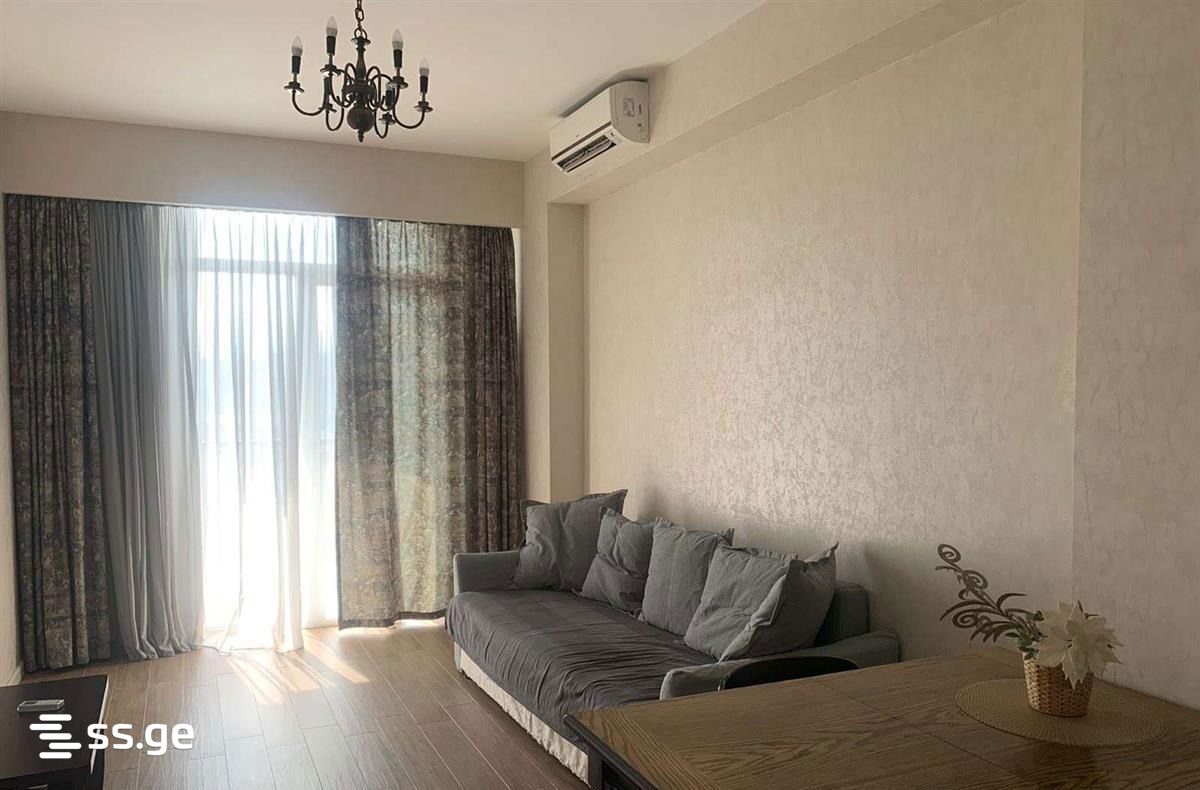 sairme st. 51 - 2 rooms
