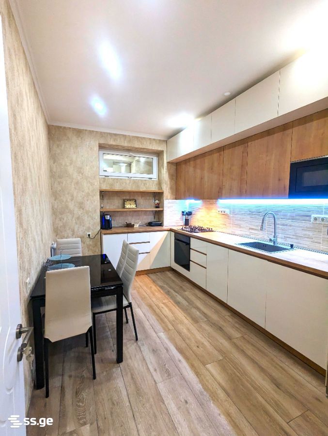 Kazbegi avenue 49 - 4 rooms