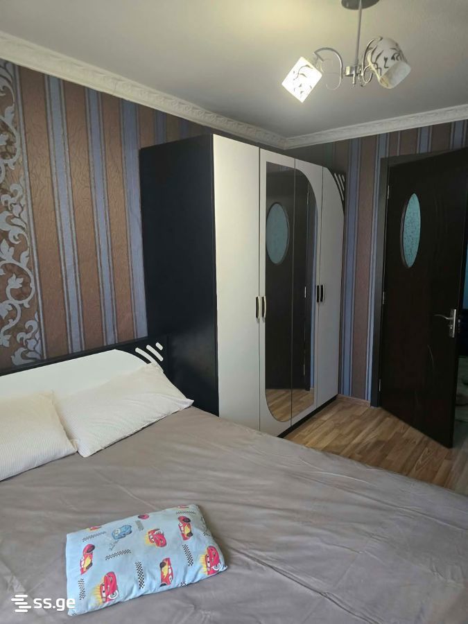 pekini st. 3 - 3 rooms