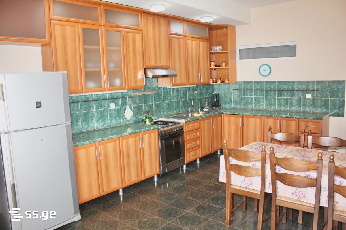 mckheta st. - 3 rooms