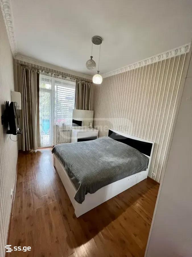 V.Tsintsadze st. 22 - 2 rooms