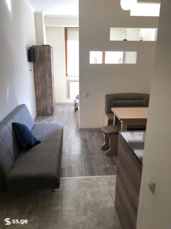 universiteti st. 0 - 1 rooms