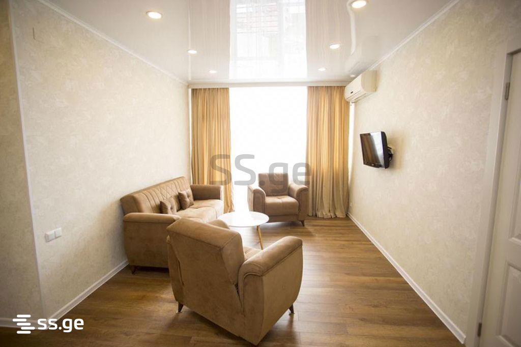 Firosman St. 18C - 3 rooms
