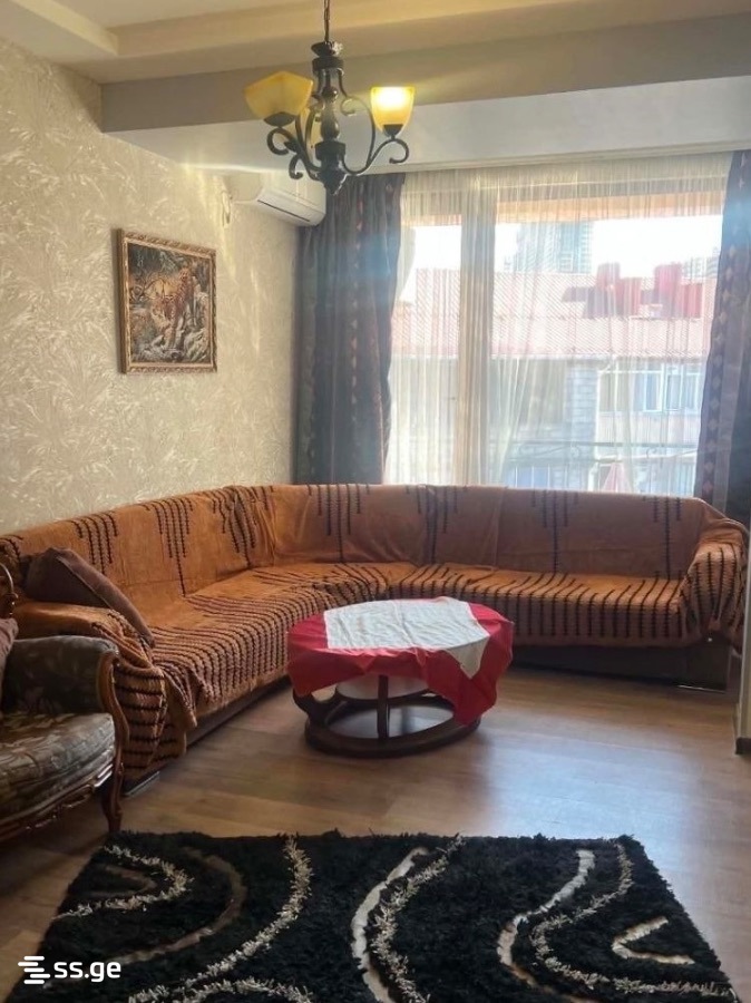 4 - 3 rooms